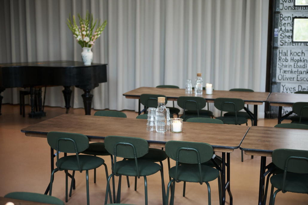 05_mødeopstilling_langborde5795